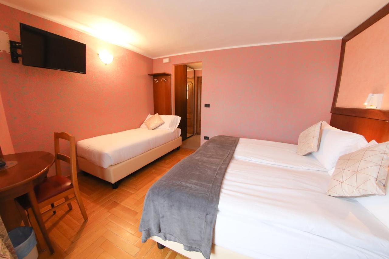 Hotel Sporting Breuil-Cervinia Exteriör bild